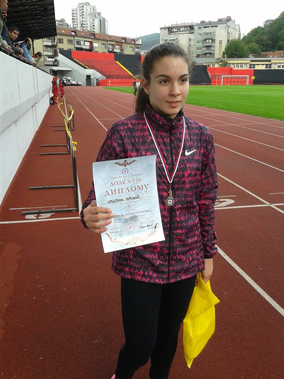 image-6f8ab13bd8cf8cc36a7bf6c9ce2cd166869976bd3d700ae69007d82aa18508b2-V